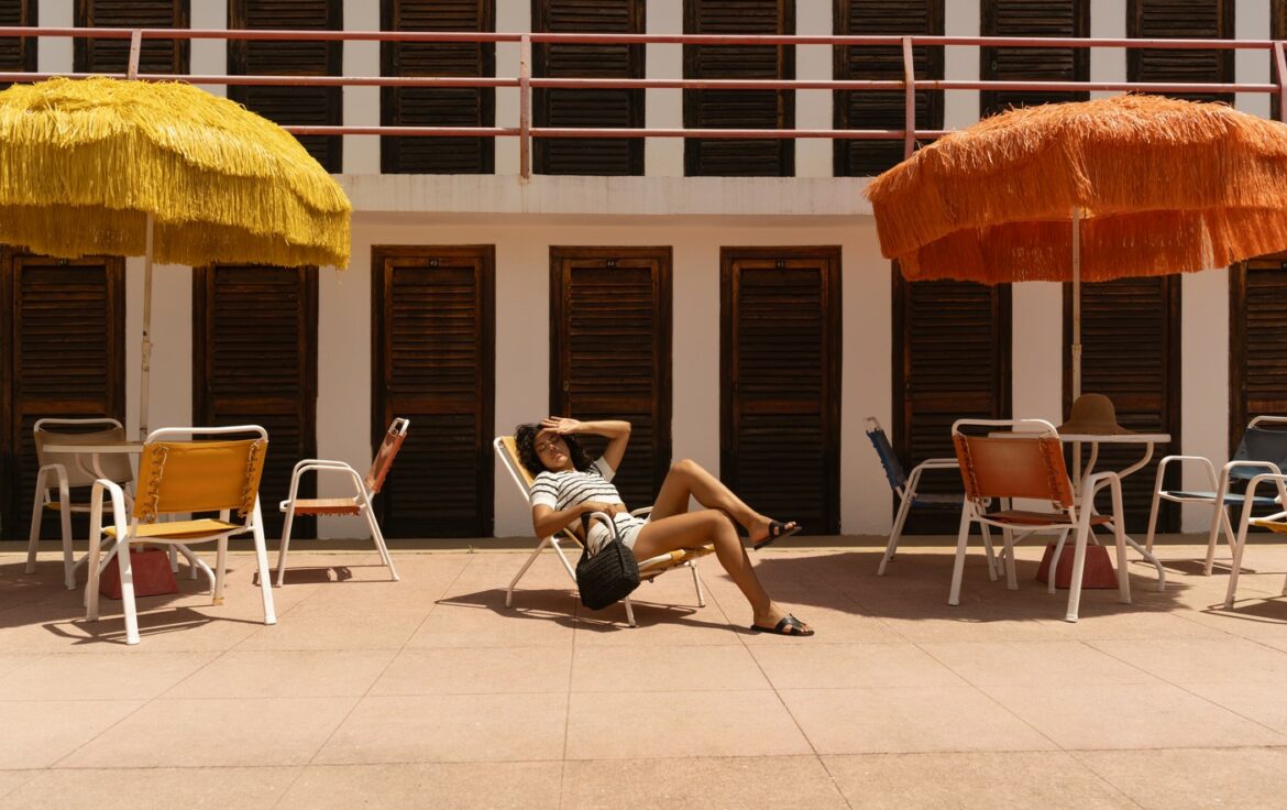 Sandalias y bolsos para mujer